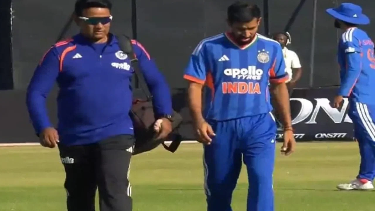 Prince Yadav RULED out? India pacer suffers suspected hamstring injury during 2nd T20I vs Zimbabwe Prince Yadav RULED out? India pacer suffers suspected hamstring injury during 2nd T20I vs Zimbabwe
