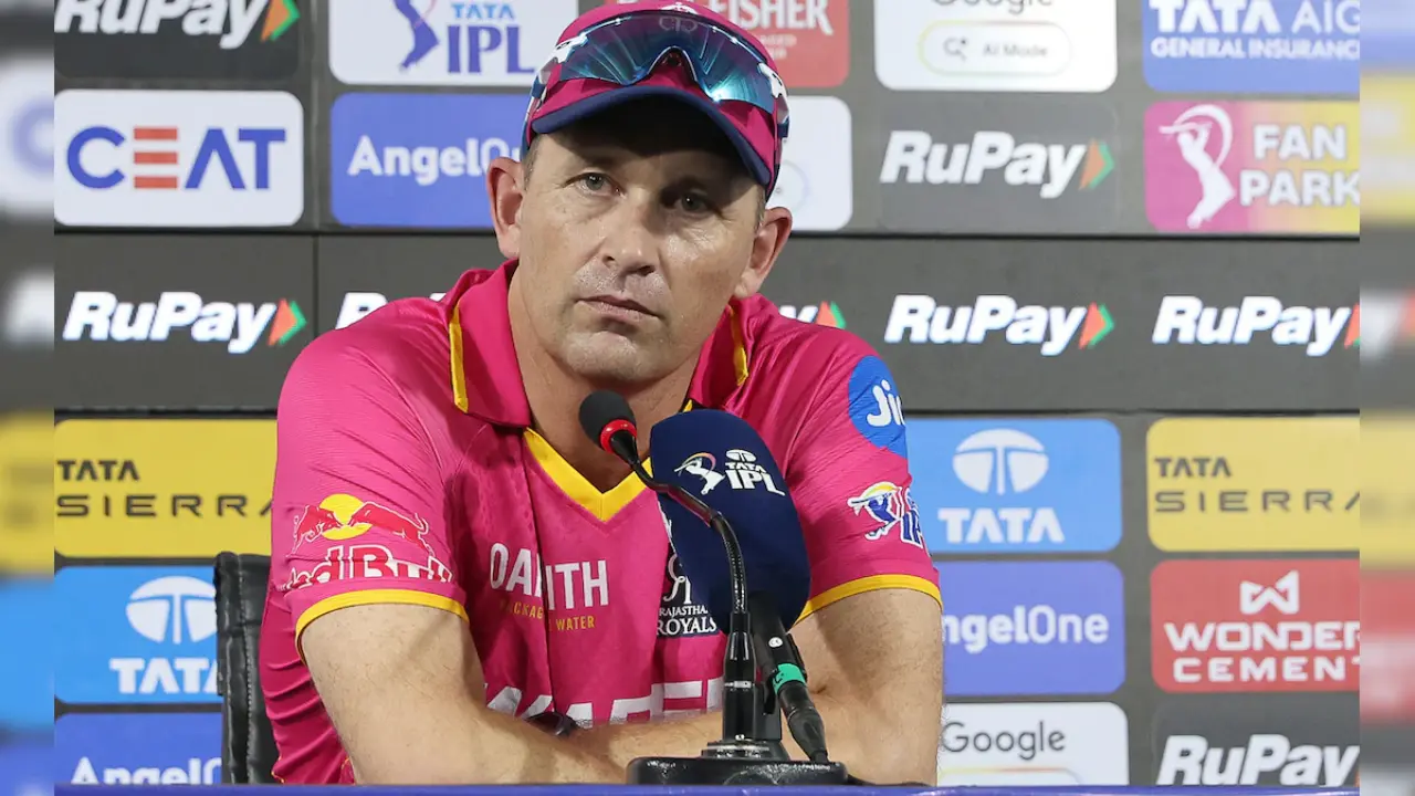 Shane Bond slams RR’s bowling attack after poor show vs GT during IPL 2026 clash
