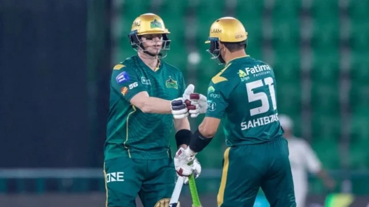 Sahibzada Farhan And Steve Smith