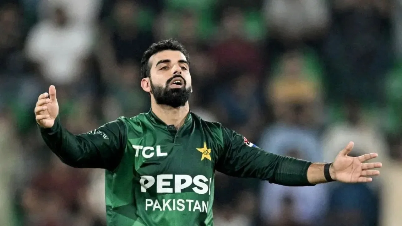 Khushdil Shah brutally attack Pakistan all-rounder Shadab Khan over selection in ODI team