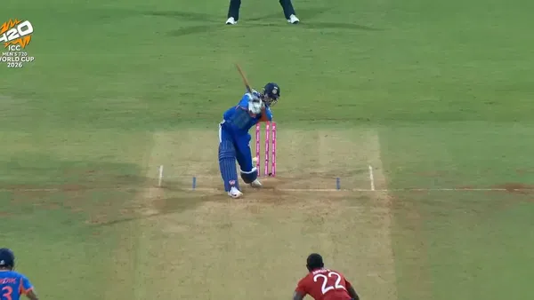 Jofra Archer Bamboozles Tilak Varma after getting hammered for three sixes