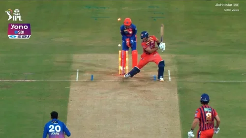 Axar Patel produces a peach to dismiss Aiden Markram in LSG vs DC IPL 2026 clash