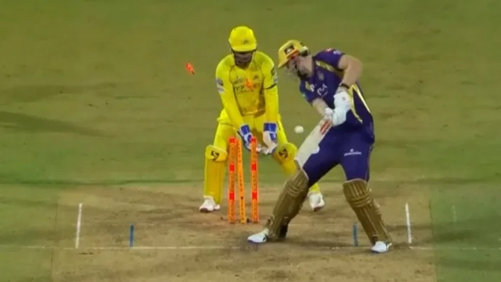 Fans furious after Cameron Green dismissed for a golden duck in CSK vs KKR clash