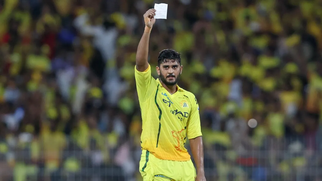 Urvil Patel smashes historic joint fastest IPL fifty, pulls off special celebration (Watch Video)