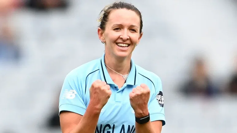 England star Kate Cross announces retirement after an illustrious career