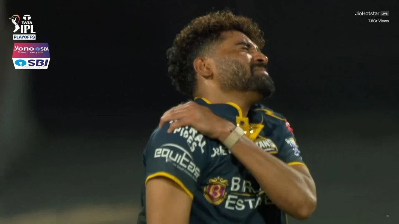 Mohammed Siraj RULED OUT? GT pacer suffers nasty shoulder injury during Qualifier 2 vs RR