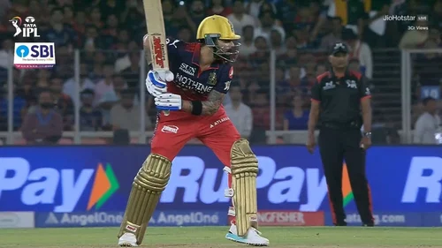 4,4,4,4,4! Virat Kohli smashes five fours against Kagiso Rabada in GT vs RCB clash