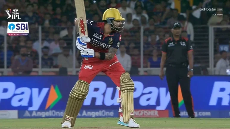 4,4,4,4,4! Virat Kohli smashes five fours against Kagiso Rabada in GT vs RCB clash
