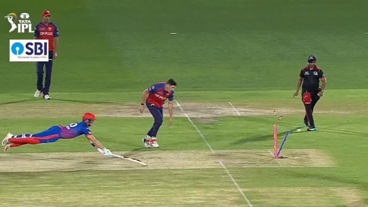 Cooper Connolly dismissed Tristan Stubbs