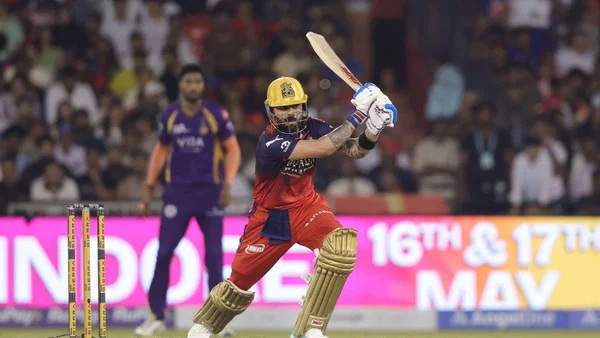 "Nothing like watching Virat Kohli chase.": RCB fans backed Virat Kohli for magnificent hundred against KKR