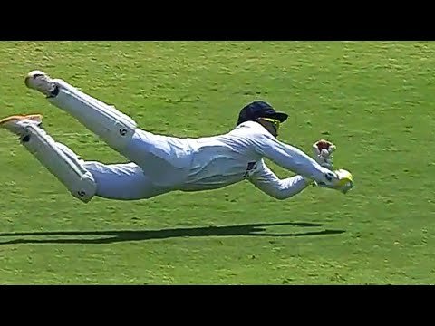 Rishabh Pant takes a stupendous one-handed catch to remove Jack Leach (Credits: Twitter)