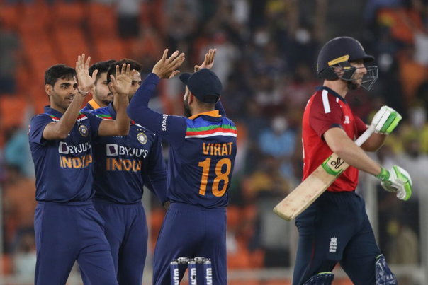 Jos Buttler, Bhuvneshwar Kumar, India vs England 2nd T20I