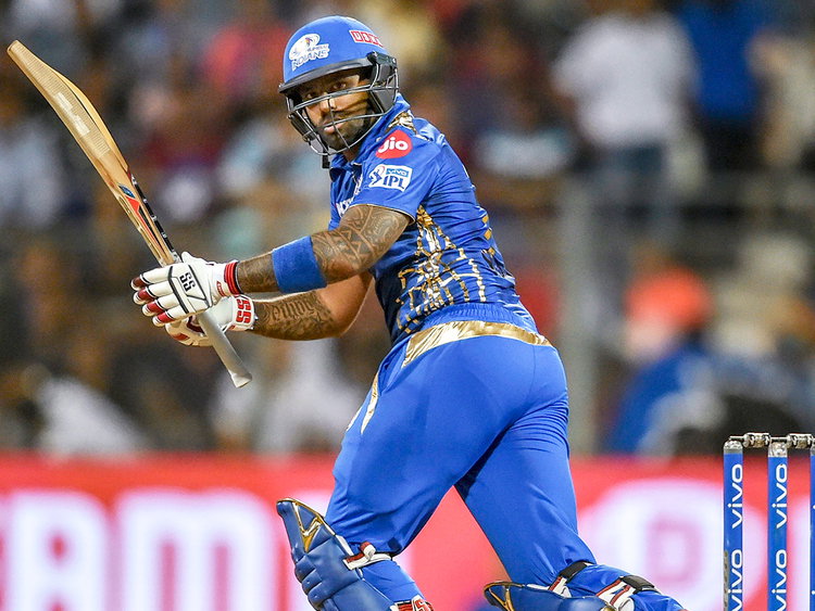IPL 2021 Suryakumar Yadav Kisses Wife Devisha Shetty While Maintaining 