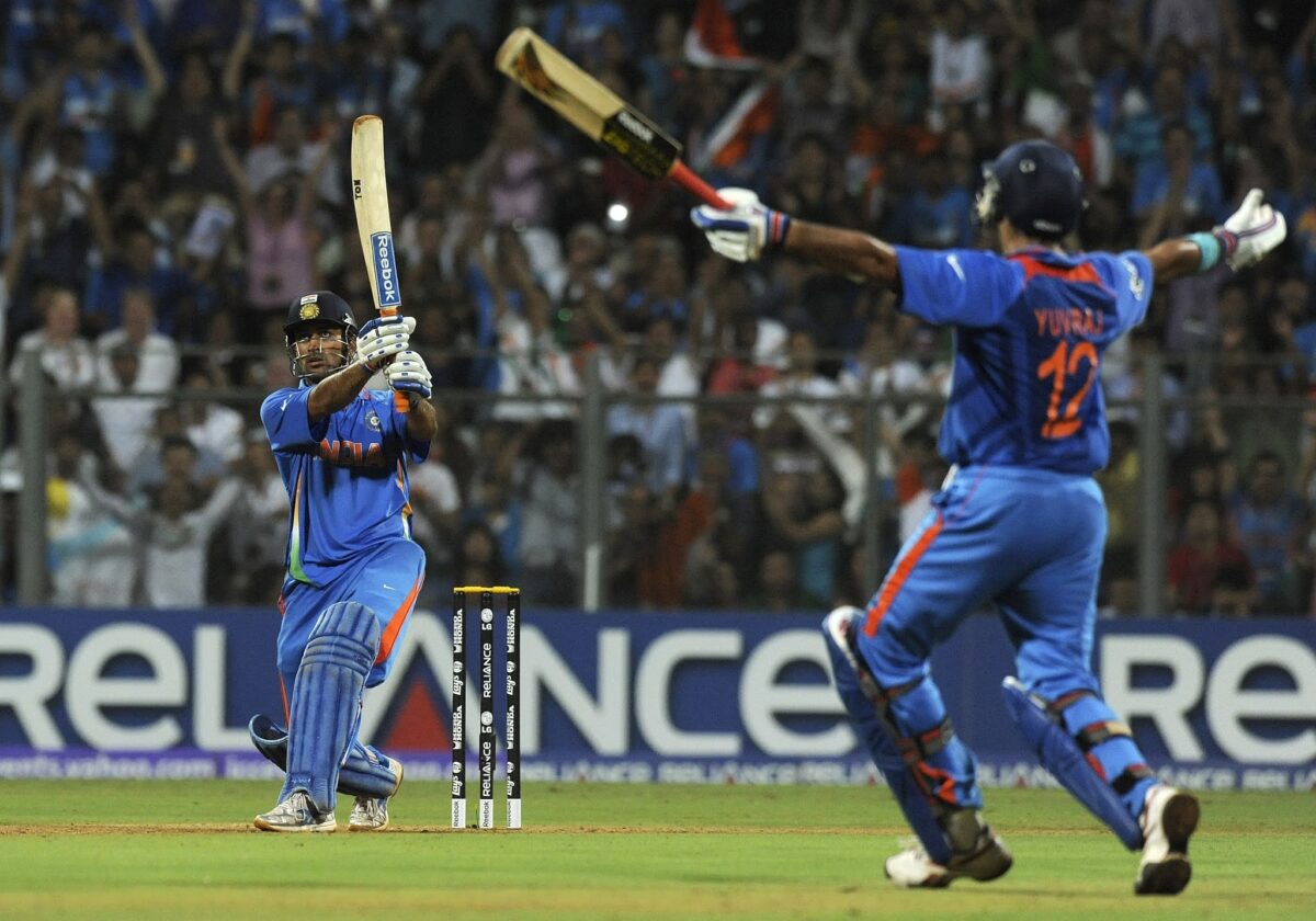 MS Dhoni, Yuvraj Singh, MS Dhoni World Cup Final Six