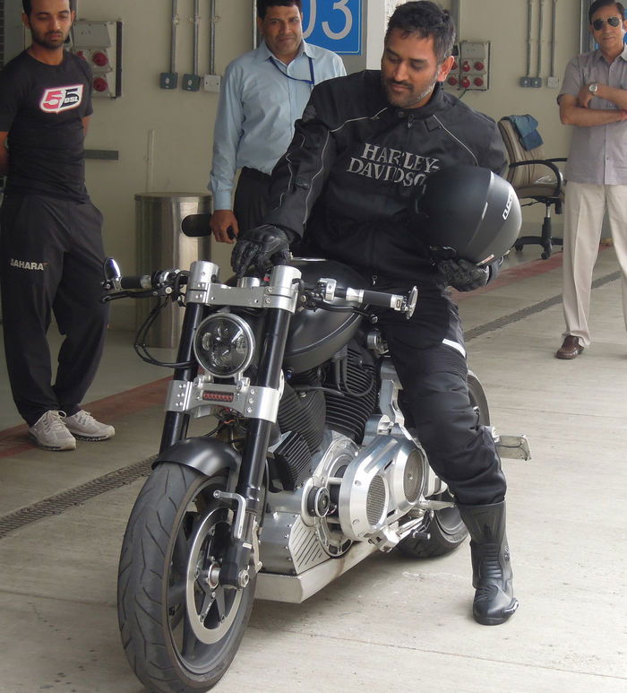 MS Dhoni