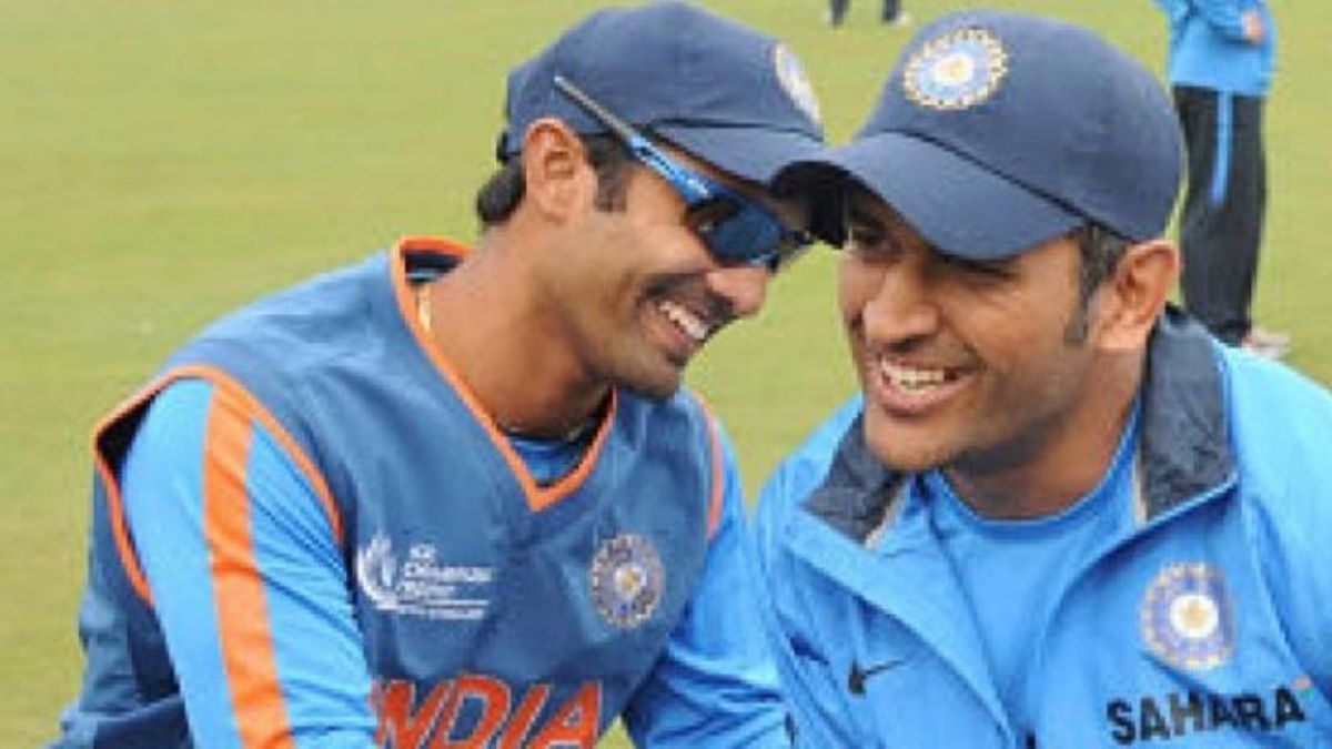 Dinesh Karthik, MS Dhoni