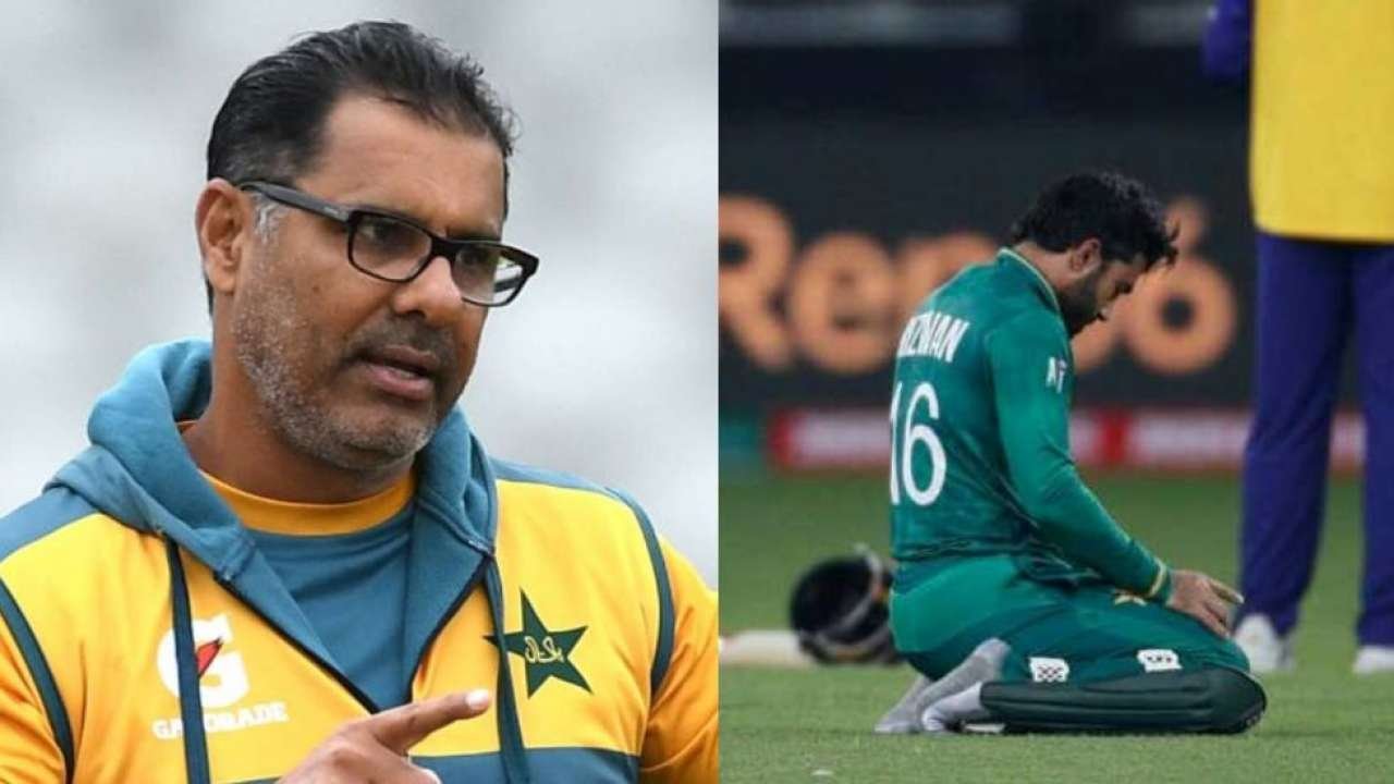 Waqar Younis Says Mohammad Rizwan Doing Namaz Infront Of Hindus Was Best Thing After India vs Pakistan Match. Photo- Twitter