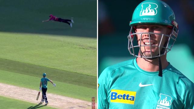 Sean Abbott takes an amazing catch leaving Chris Lynn stunned. Photo- Twitter