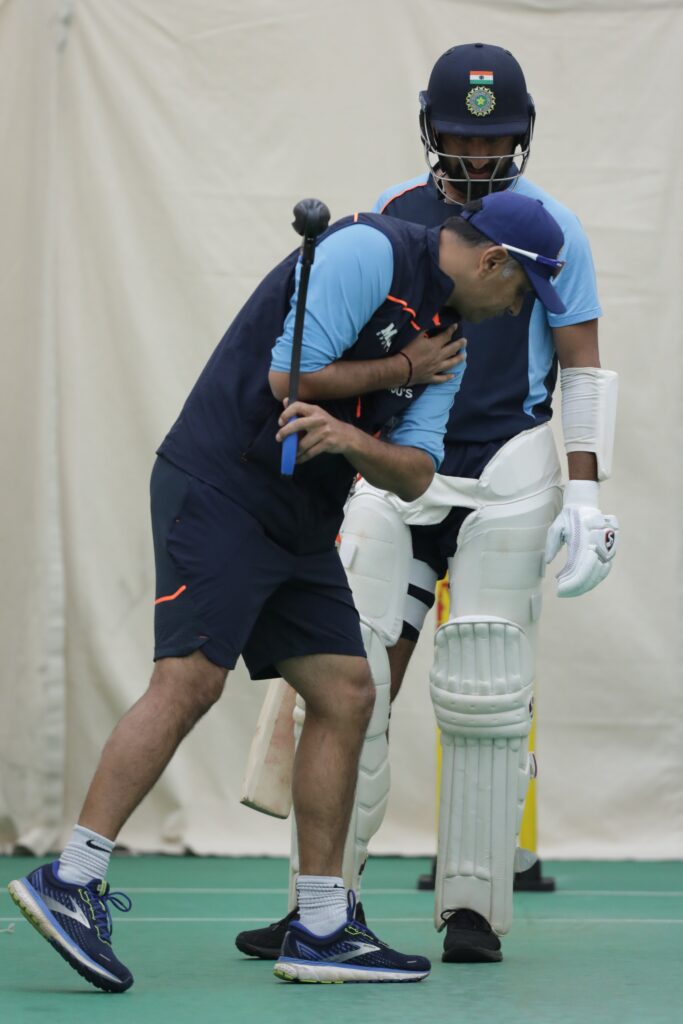 Cheteshwar Pujara, Rahul Dravid.