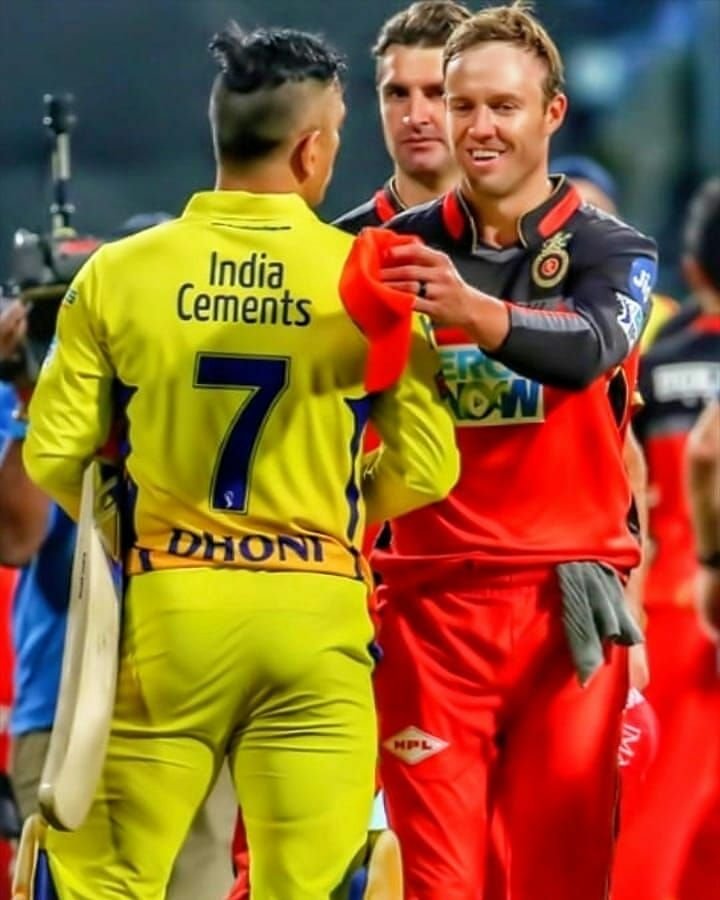 Ms Dhoni and AB de Villiers in IPL. Photo- Twitter