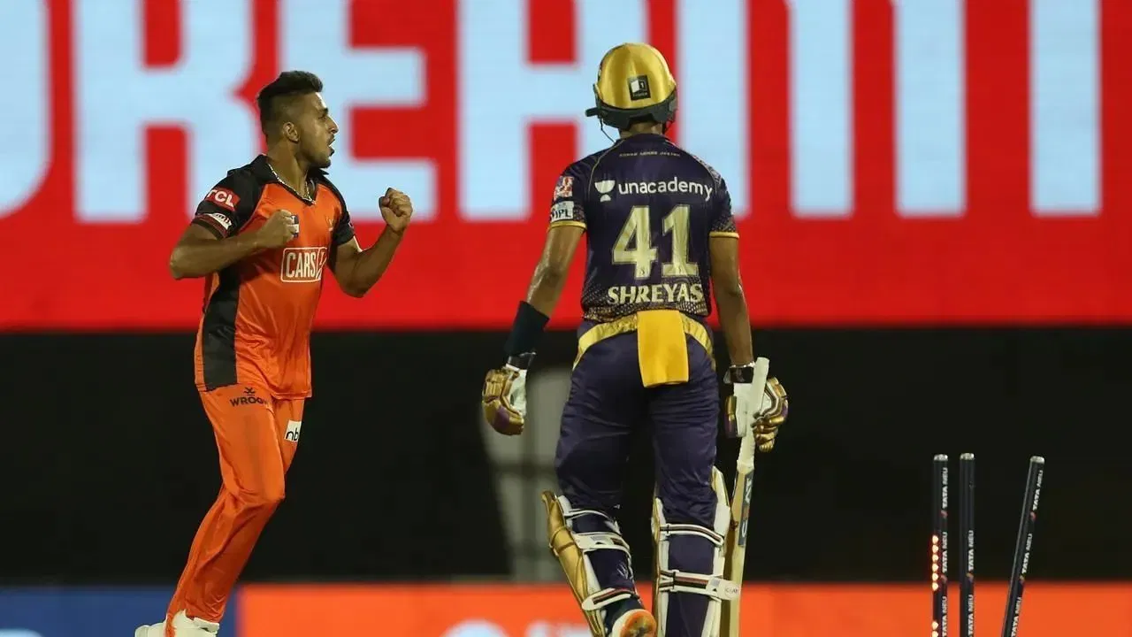 Shreyas Iyer vs Umran Malik (Image Credits: IPL)