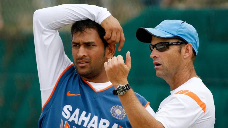 Gary Kirsten and MS Dhoni (Image Credits: Twitter)