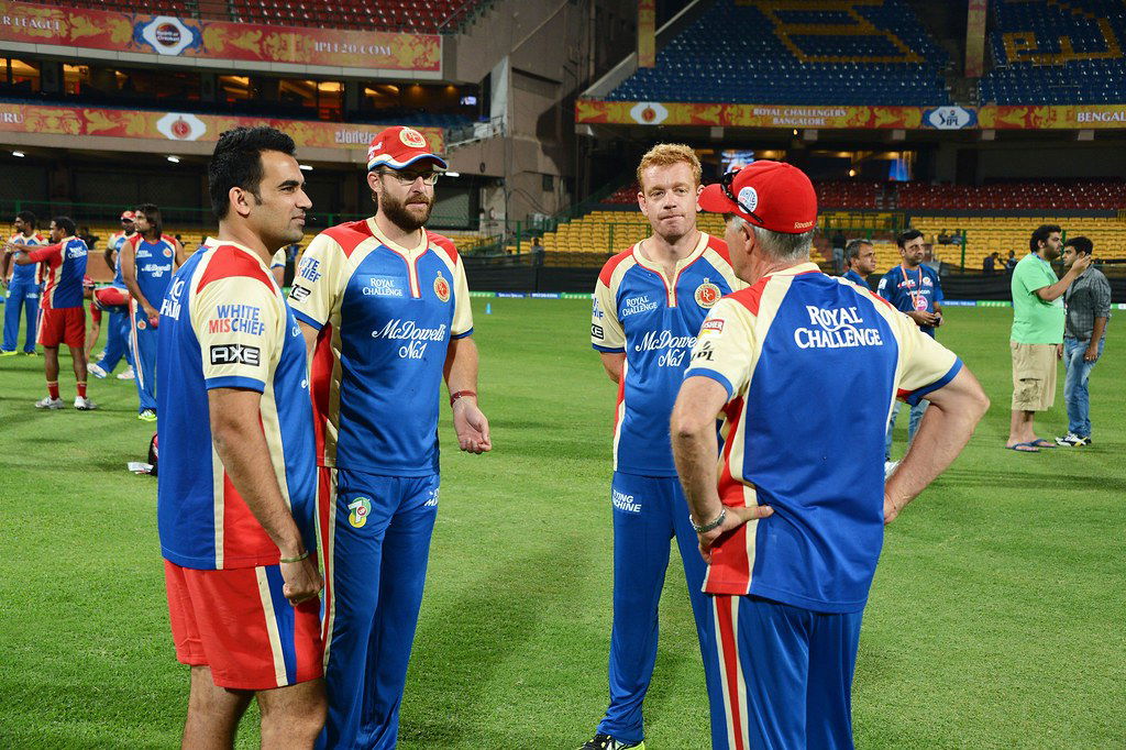 Andrew McDonald and Daniel Vettori during their IPL Days at RCB (Image Credits: Twitter)