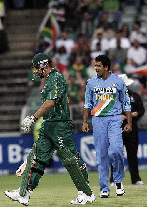 Zaheer Khan and Graeme Smith. Photo- Getty-AFP