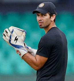 Naman Ojha Player Profile, Age, Career, Bowling & Batting Stats