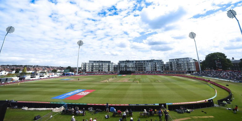 County Ground Bristol, DEL vs MP