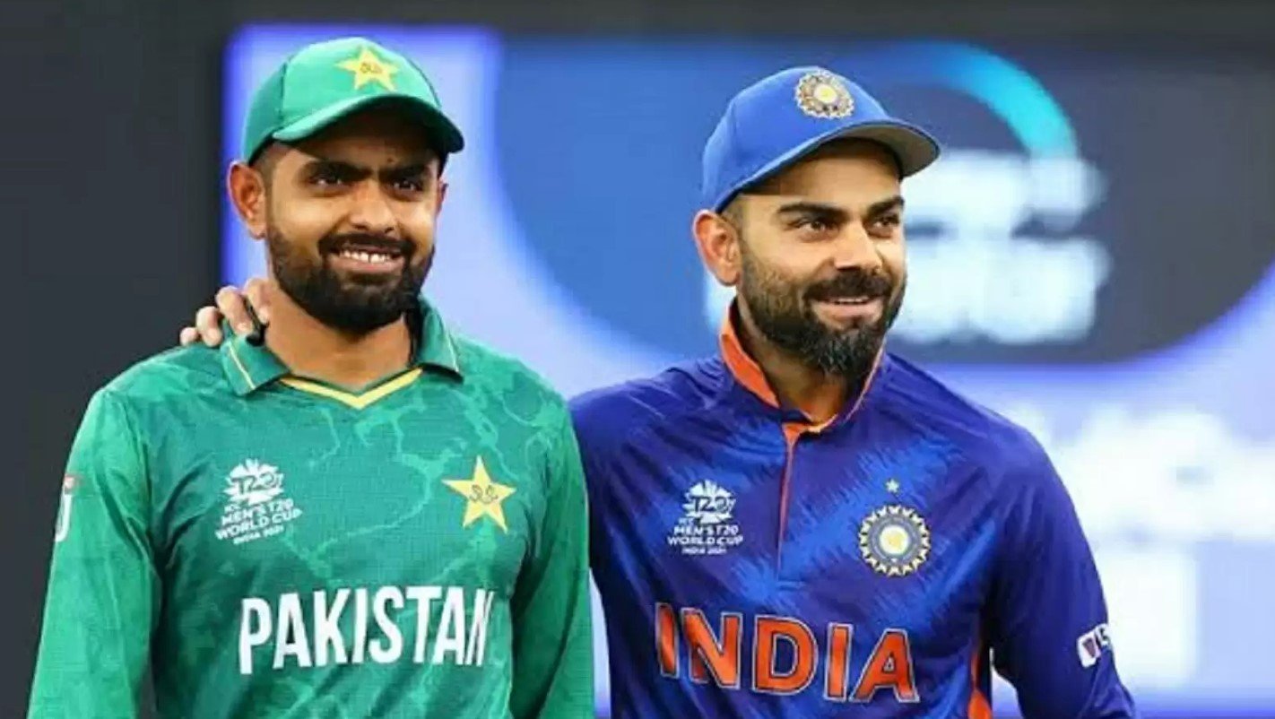 IND vs PAK: AB De Villiers Picks Virat Kohli And Babar Azam As Top Contenders For Leading Run-Getters in Asia Cup