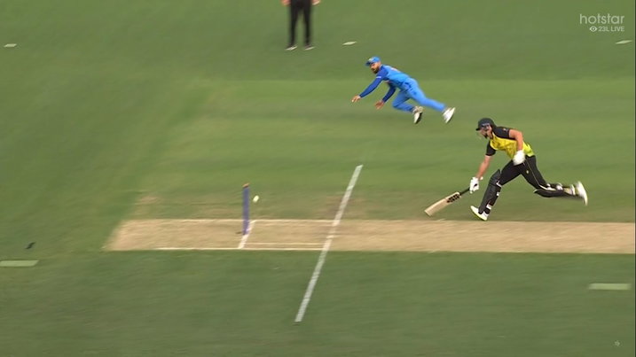 Virat Kohli Run Out vs Australia