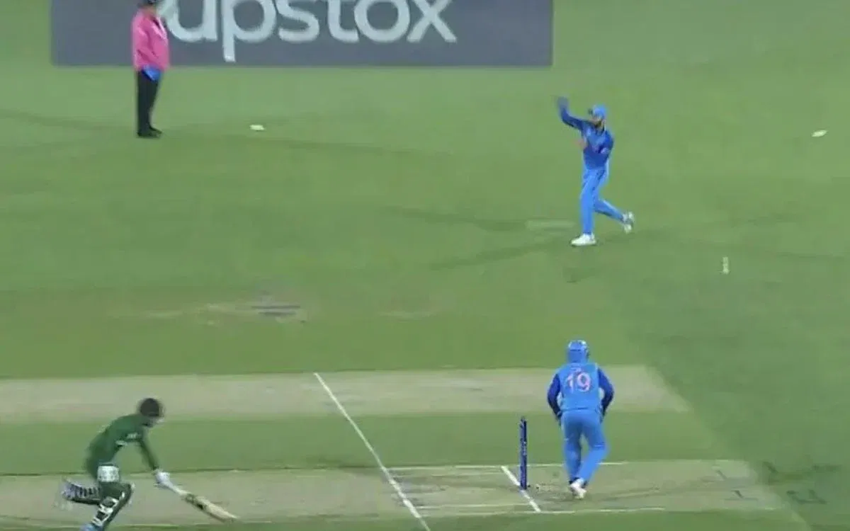 Virat Kohli Fake Fielding Attempt