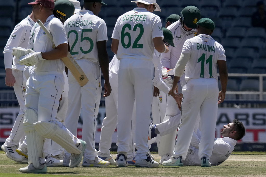 Keshav Maharaj Injured