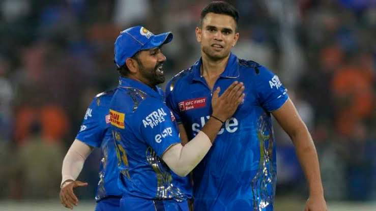 Rohit Sharma and Arjun Tendulkar {PC: BCCI/IPL}