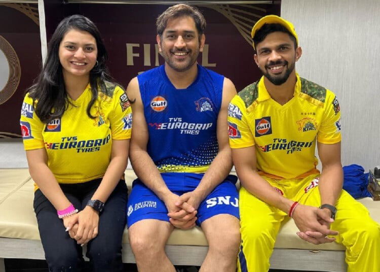 Ruturaj Gaikwad, Utkarsha and MS Dhoni