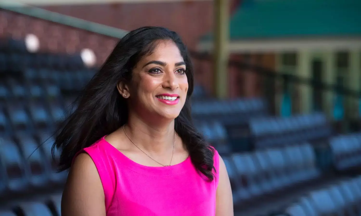 Lisa Sthalekar