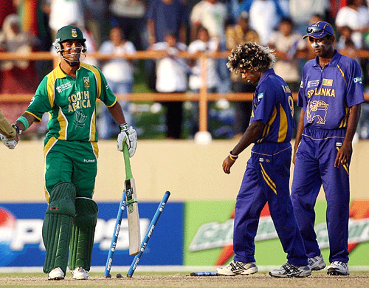 Robin Peterson and Lasith Malinga