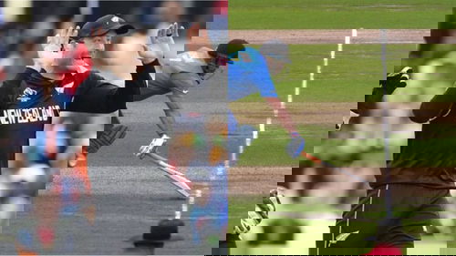 Martin Guptill and MS Dhoni