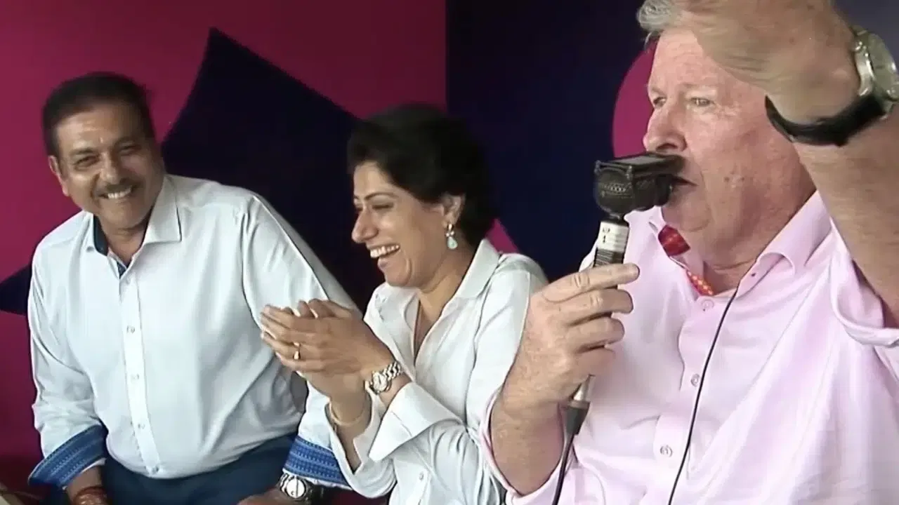 Ravi Shastri, Ian Smith