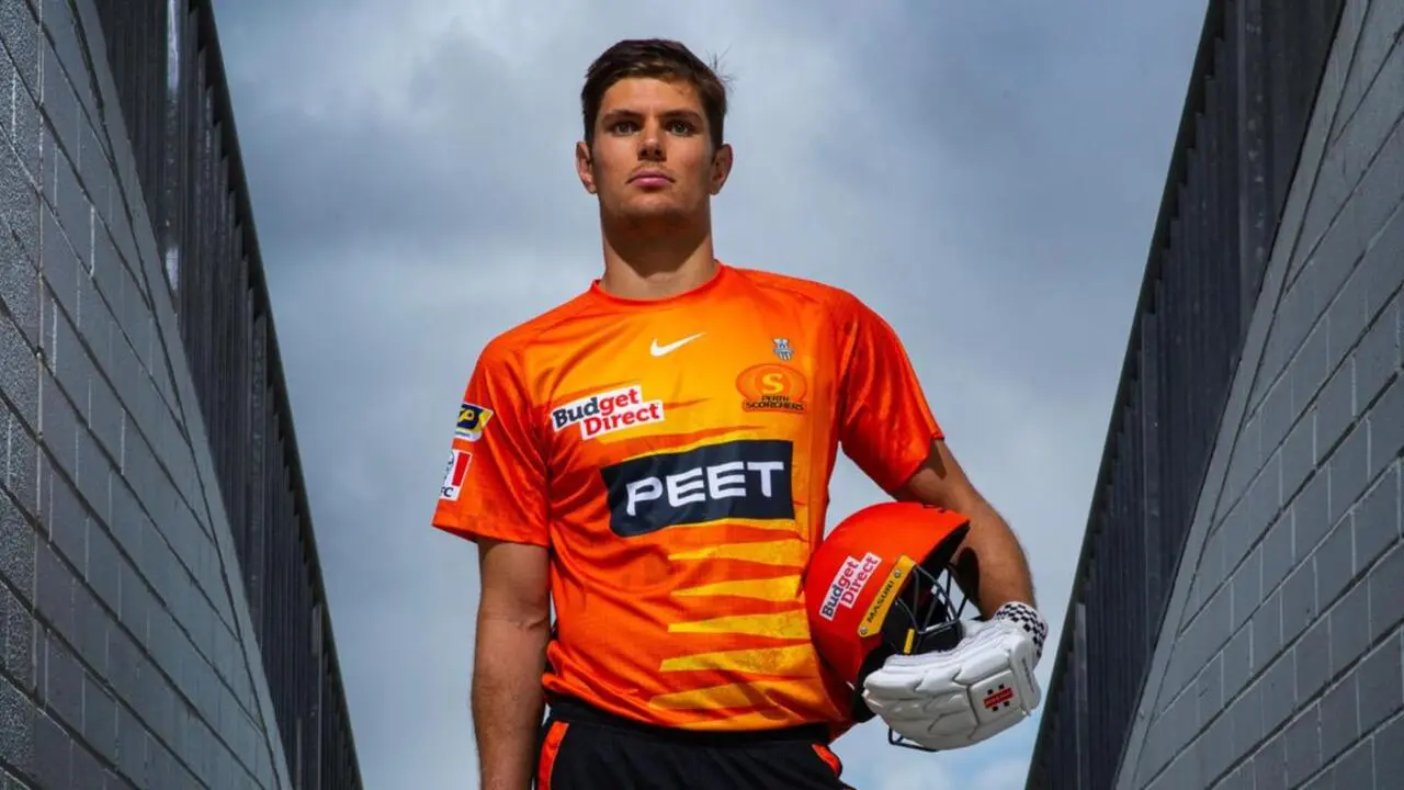 Aaron Hardie named As Stand-in Skipper for Perth Scorchers