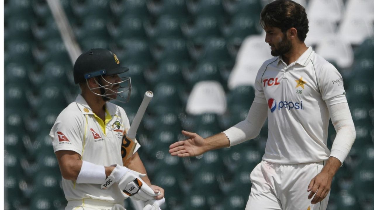 David Warner and Shaheen Afridi