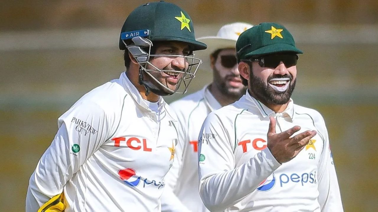 Sarfaraz Ahmed and Mohammad Rizwan