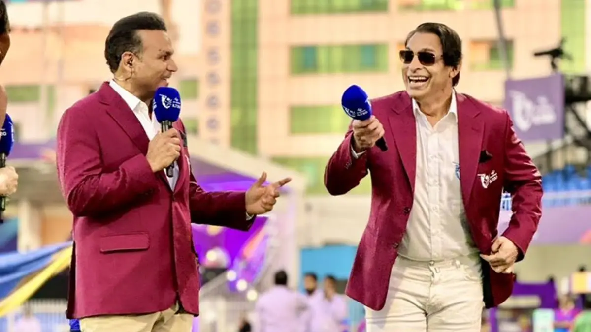 Watch: Virender Sehwag's Funny Banter On Shoaib Akhtar's Long Run-Up