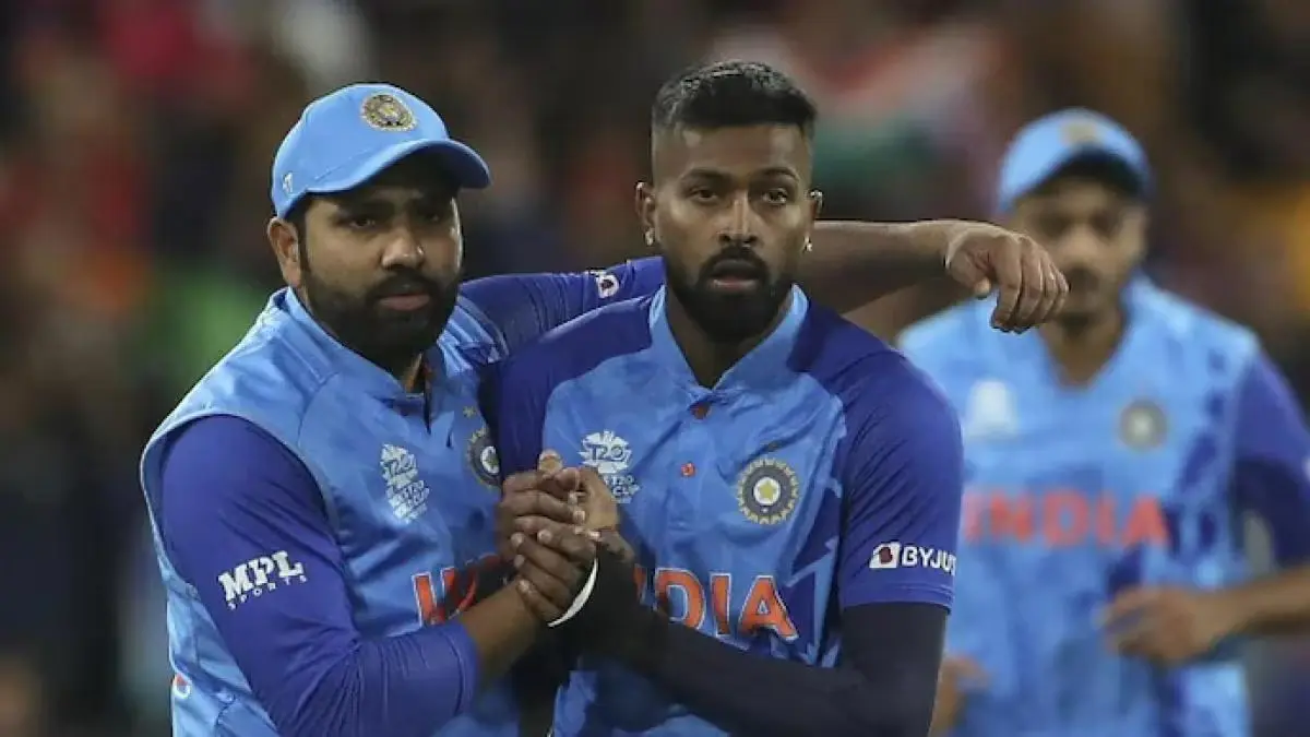 Hardik Pandya and Rohit Sharma during T20 WC 2022