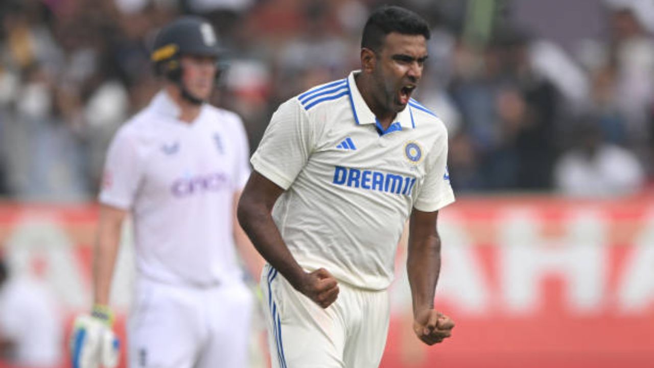 Ravichandran Ashwin celebrates wicket of Joe Root