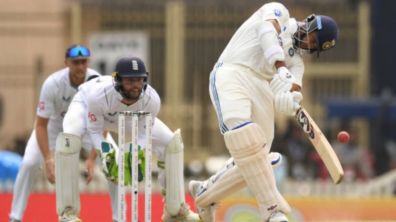 Yashasvi Jaiswal scores a huge six against England