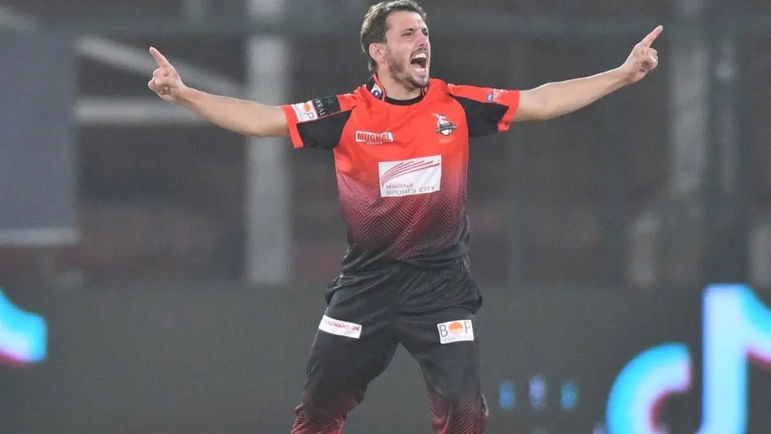 Zaman Khan for Qalandars in PSL 8